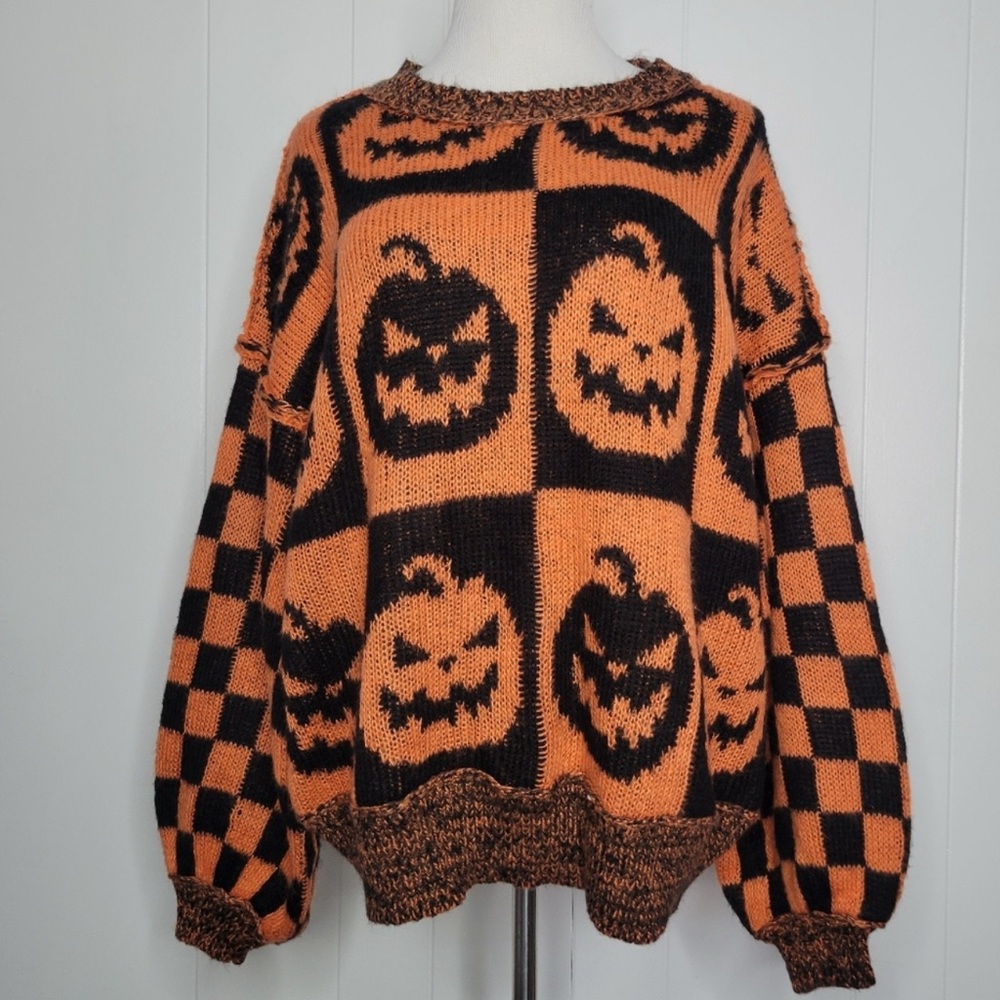**SOLD** Oversized Checkered Pumpkin Sweater